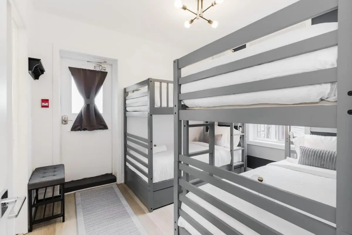 ホテル Luxury Suite W Patio Prime Location トロント