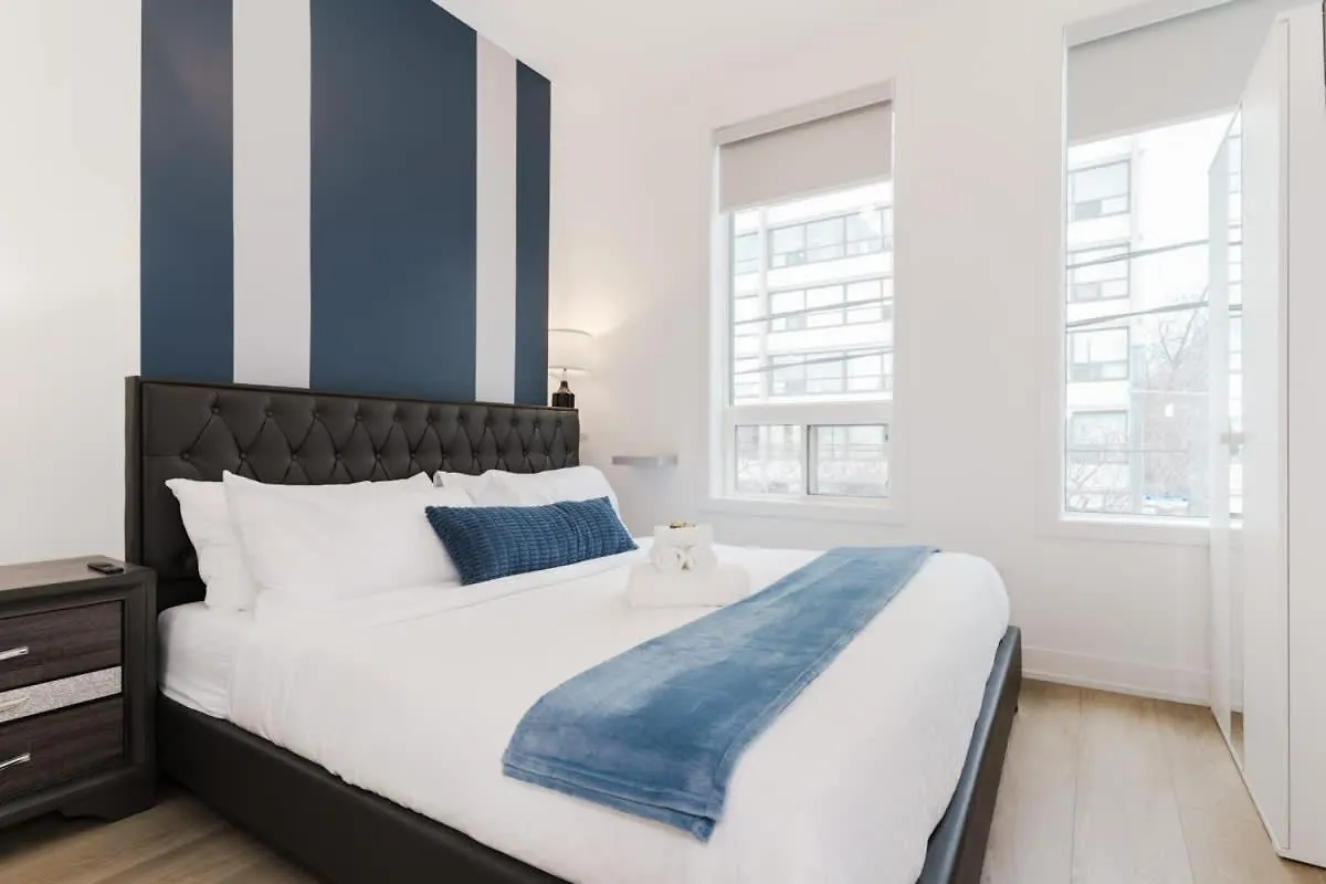 Luxury Suite W Patio Prime Location トロント カナダ